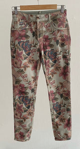 Pantalón floral doble vista